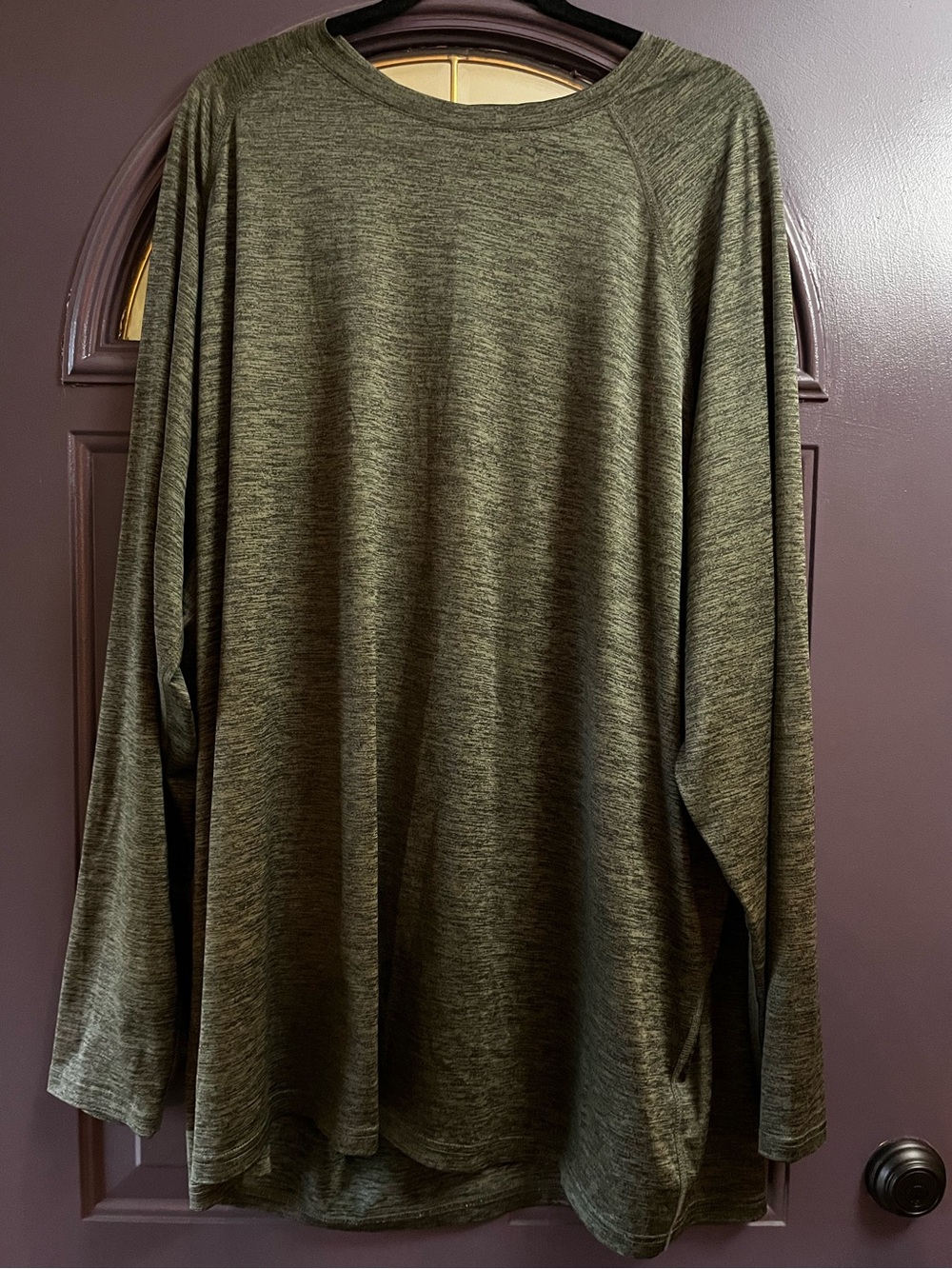 Amazon Essentials Men's Crewneck Athletic Shirt in dark heather gray